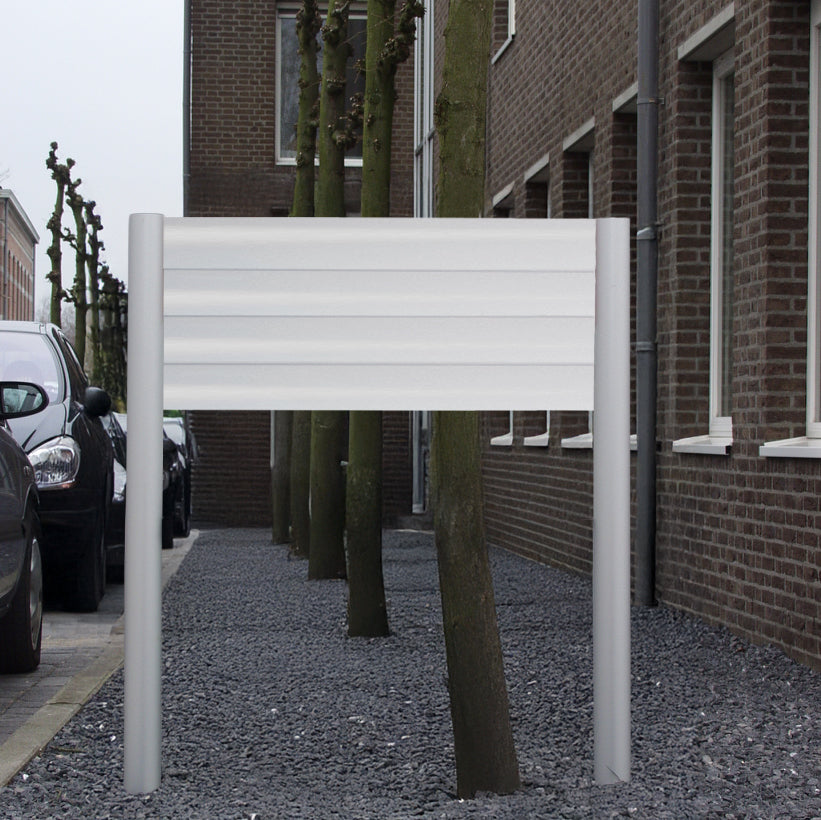 Outdoor Frame ø90, voorzien van tekstpanelen 100 mm hoog